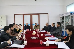 熱烈慶祝我司PVDF大規(guī)格板材專利轉(zhuǎn)化推進(jìn)項目驗收圓滿成功！